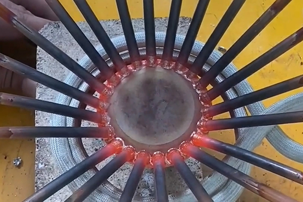 高頻焊接機，高頻釺焊機，分液器接頭銅管焊接