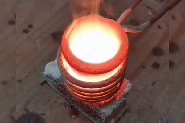 可以非標定製的貴重金屬熔煉爐廠哪家好(圖3)