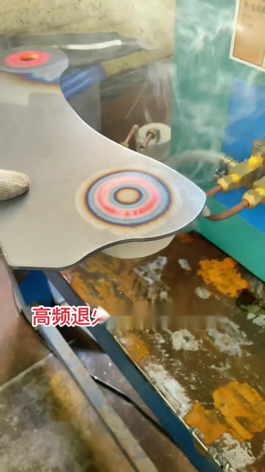高頻哔咔漫画APP官网进入加熱設備 汽車某零部件退火工藝