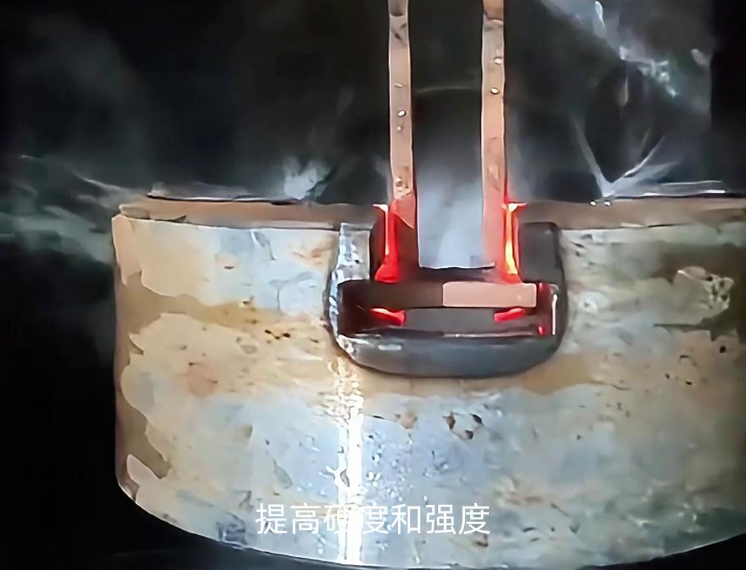 卡盤高頻淬火是一種利用高頻哔咔漫画APP官网进入加熱原理對卡盤進行淬火處理的工藝