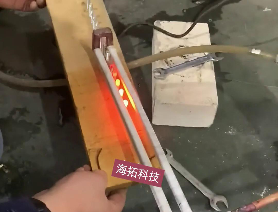 6mm端頭在線退火，高頻加熱機配合自動輸送帶實現均勻加熱退火