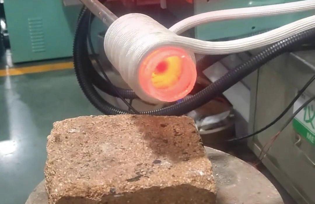高頻加熱機實心棒料加熱淬火和回火，退火、正火等熱處理工藝