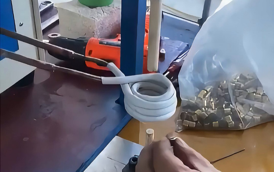 銅端子高頻焊接全過程揭秘，自動化技術讓效率翻倍！