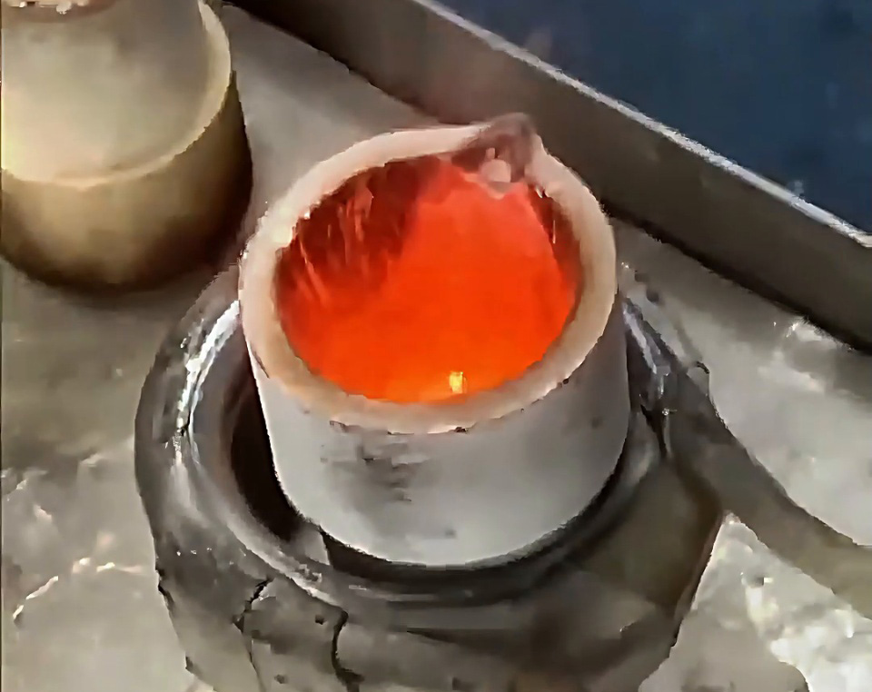 220V家用電源熔金自由！海瑞拓小型高頻熔煉爐，黃金熔煉安全高效零損耗
