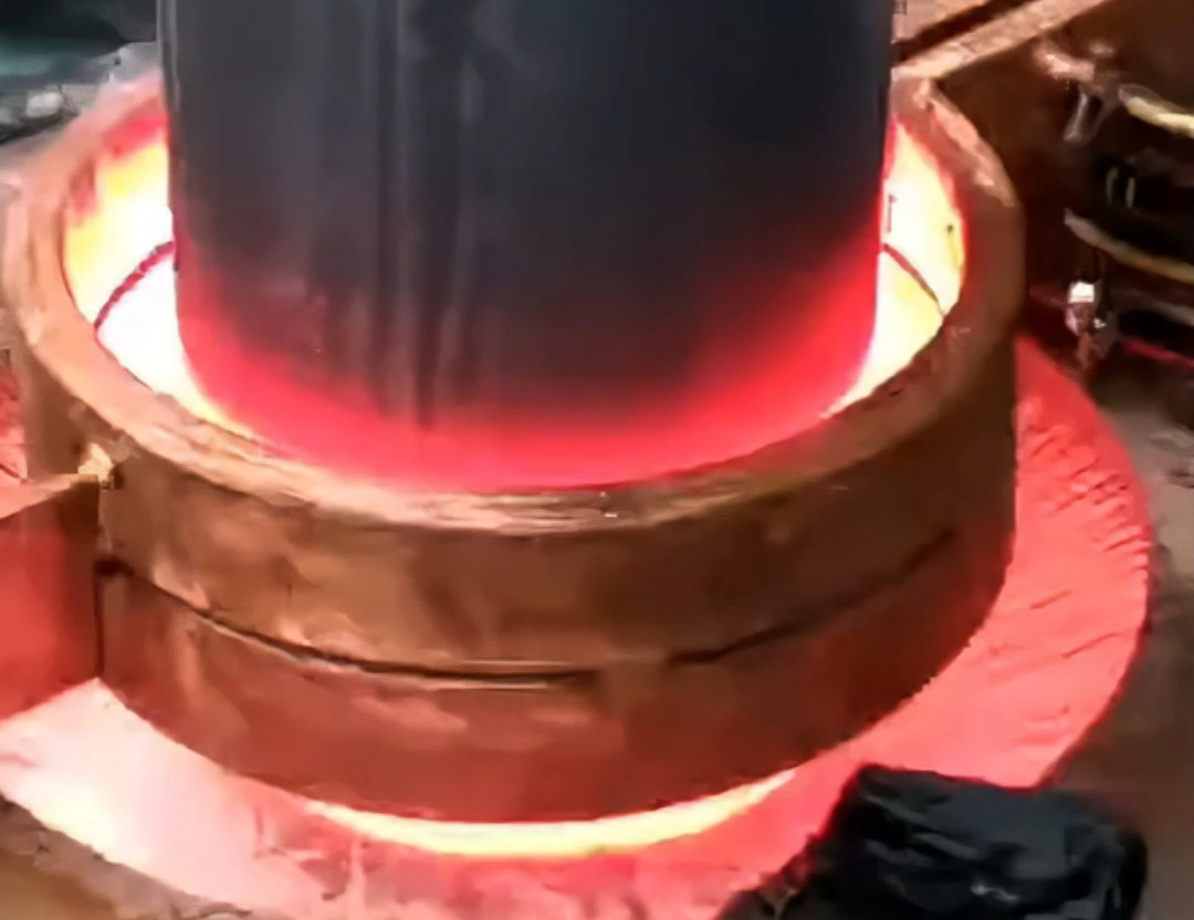 高溫1200℃的操作現場！看數控淬火機床如何精準淬火！